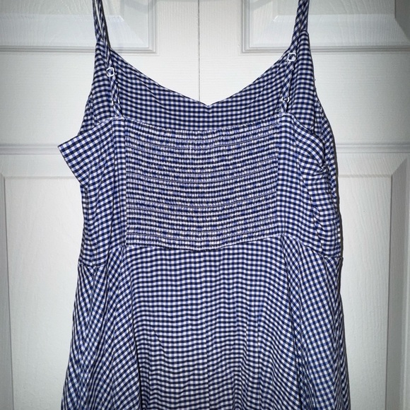 Old Navy Blue Gingham cami Women's swing Dress. Size Medium. EUC - Picture 3 of 12